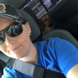 Meet your Posher, Kryslynne